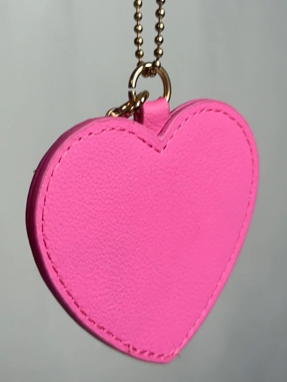 Juicy Couture Pink Heart Keychain Bag Charm Crown Charm Gold Tone - Picture 5 of 5